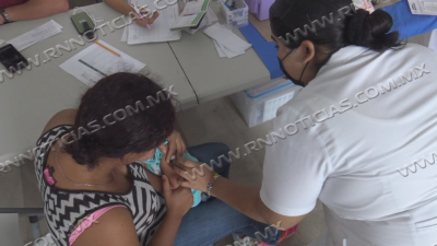 ISSSTE llama a la poblaci&oacute;n para vacunar a menores