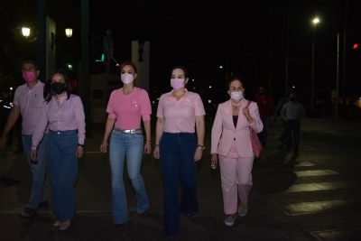 PROMUEVE SEMANA ROSA  LA DETECCI&Oacute;N OPORTUNA DEL C&Aacute;NCER DE MAMA