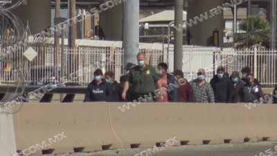 Deportados ya vienen vacunados contra el covid; Autoridades mexicanas mantienen medidas