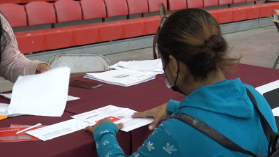 VIDEO Inicia entrega de tarjetas para pago de pensiones de adultos mayores y personas con discapacidad.