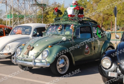 M&Aacute;S DE 100 VEH&Iacute;CULOS SE EXHIBIERON EN LA "NAVIDAD VOCHERA"