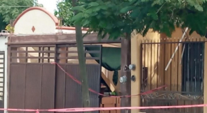 Exmilitar se suicida tras matar a su esposa frente a su hija