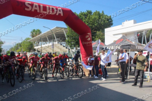 Exitosa carrera ciclista &ldquo;Circuito por la Paz&rdquo;