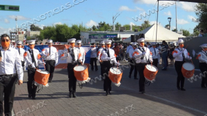 VIDEO Familias disfrutan de Desfile de la Independencia en Nuevo Laredo
