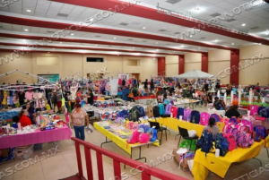 SURTEN FAMILIAS LISTA DE ÚTILES ESCOLARES EN BAZAR BACK TO SCHOOL