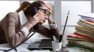 Senador presenta iniciativa que busca reconocer en la Ley Federal del Trabajo el estrés laboral