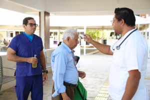 Permanecer&aacute;n los decretos para evitar brotes de Covid