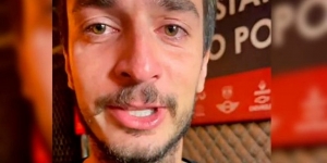 Turista alem&aacute;n llora al probar por primera vez los tacos en M&eacute;xico
