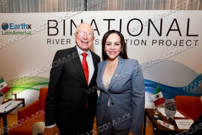 IMPULSA EMBAJADOR KEN SALAZAR Y ALCALDES DE AMBOS LAREDOS PROYECTO DE R&Iacute;O BINACIONAL
