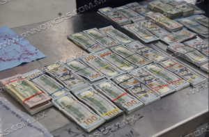 Laredo CBP Oficiales incautan m&aacute;s de $248 mil en moneda no reportada, dos armas en incautaci&oacute;n saliente