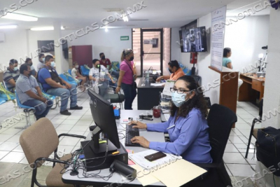 REANUDAN OPERACIONES EN OFICINA DE PASAPORTES