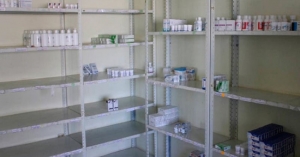 Sufren hospitales falta de medicinas