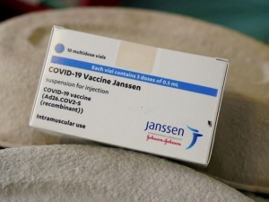 Alertan por rara reacción a vacuna covid de Johnson &amp; Johnson