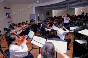 PRESENTAN ALUMNOS DE ESCUELA DE M&Uacute;SICA DIF RECITAL DE FIN DE CURSOS