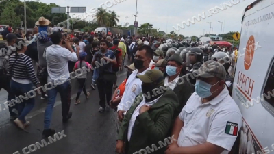 Sale caravana migrante del sur de M&eacute;xico con m&aacute;s de 10 mil personas