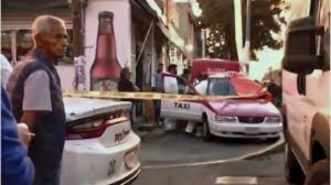 Taxista de 81 a&ntilde;os de edad atropella por error a su esposa y la mata