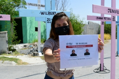 VIDEO Hay dos polic&iacute;as pr&oacute;fugos part&iacute;cipes de la masacre de Valles de An&aacute;huac; ofrecen recompensa