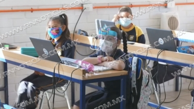 Escuelas deben cumplir estricto protocolo para regreso a clases presenciales