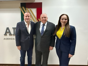 ALCALDESA CARMEN LILIA CANTUROSAS SE RE&Uacute;NE CON TITULAR NACIONAL DE ADUANAS PARA FORTALECER COMERCIO FRONTERIZO Y SOLUCIONAR LOS CONFLICTOS EN PUENTES