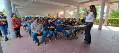 LLEVAN PL&Aacute;TICAS DE EDUCACI&Oacute;N VIAL A PADRES DE FAMILIA Y ALUMNOS DE PRIMARIA