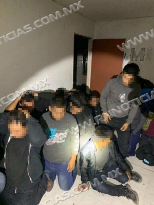 CBP de Laredo arrestan a más de 60 personas dentro de una casa de seguridad