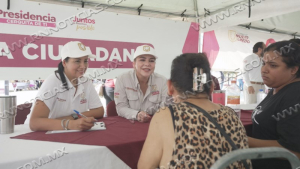CARMEN LILIA CANTUROSAS ENTREGA OBRAS DE REPAVIMENTACIÓN EN LA COLONIA EL CAMPANARIO