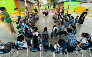 &#039;BIBLIOTECA ITINERANTE&#039; FOMENTA LA LECTURA EN ESTUDIANTES DE TODOS LOS NIVELES