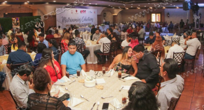 RECIBEN ACTA DE MATRIMONIO 140 PAREJAS DE CAMPA&Ntilde;A DE DE MATRIMONIOS COLECTIVOS