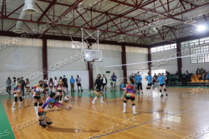 RESPONDEN NI&Ntilde;OS Y J&Oacute;VENES A SEMANA DEPORTIVA ESTUDIANTIL