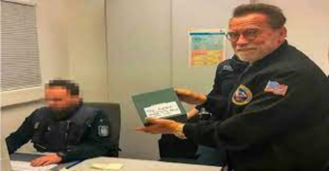 Detienen a Arnold Schwarzenegger en aeropuerto de M&uacute;nich