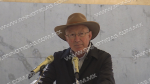 Visita del embajador Ken Salazar a la frontera EE. UU.-Mexico