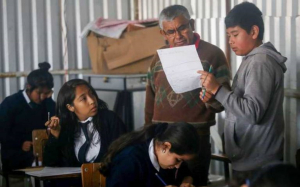 Van profes por m&aacute;s sueldo y prestaciones