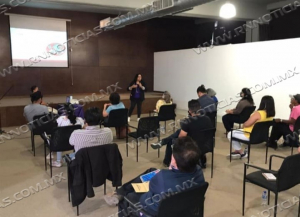 INTRODUCEN A ARTISTAS NEOLAREDENSES AL EMPRENDIMIENTO CULTURAL Y ART&Iacute;STICO