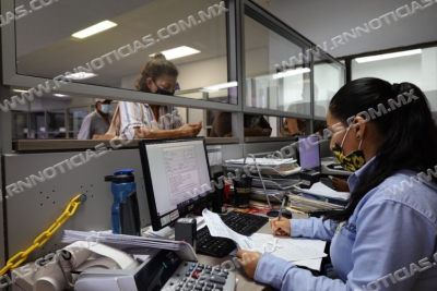 RESPONDEN USUARIOS A FACILIDADES PARA REGULARIZAR  CUENTAS EN COMAPA