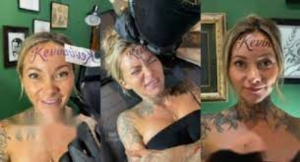 Critican a mujer que se tatu&oacute; en la frente el nombre de su novio