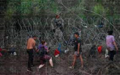 EU pone muro de púas en la frontera con Tamaulipas