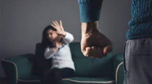 Aumentan llamadas por violencia familiar