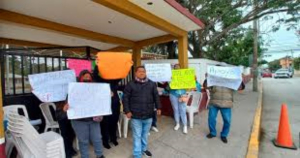 Exigen soluci&oacute;n a conflicto de primaria Leona Vicario