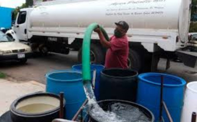 Aumentar&aacute;n pipas para llevar agua