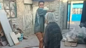 Detienen a sujeto que golpeó a su abuela con un tubo