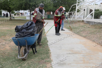 RESCATA GOBIERNO MUNICIPAL ESPACIO DEPORTIVO EN COLONIA PALMARES