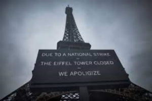 Cierran la Torre Eiffel; trabajadores se van a huelga
