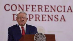 Marcha por la defensa del INE fue un desfile de personajes contrarios a la democracia: AMLO