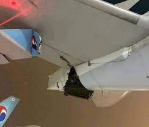 Dos aviones se estrellan en el aeropuerto de Jap&oacute;n