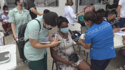 Sector salud acerca servicios m&eacute;dicos a poblaci&oacute;n migrante haitiana