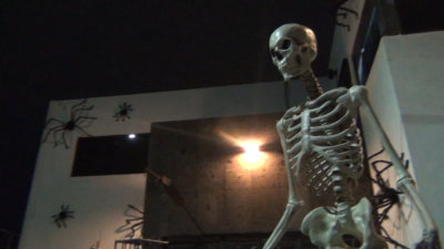 VIDEO Familias visitan Casa del terror en Nuevo Laredo