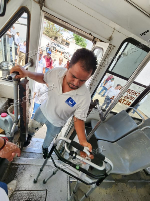 Sensibilizan a operadores de transporte p&uacute;blico sobre el trato a personas con discapacidad