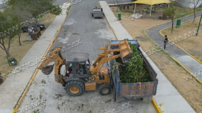 Avanza limpieza del laguito de Nuevo Laredo