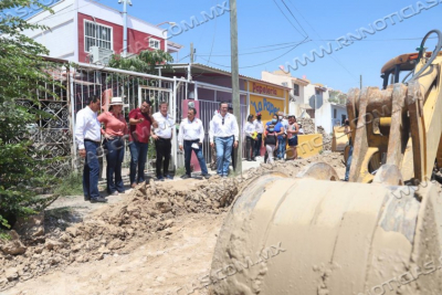 SUPERVISAN OBRAS EN VILLAS DE SAN MIGUEL