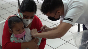 VIDEO Sigue programa de escuela y salud dando beneficio a menores
